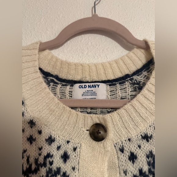 Old Navy Fair Isle Cardigan Sweater - Picture 8 of 9